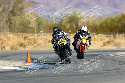 media/Jan-16-2022-CVMA (Sun) [[7f3d92989d]]/Race 3 Amateur Supersport Middleweight/